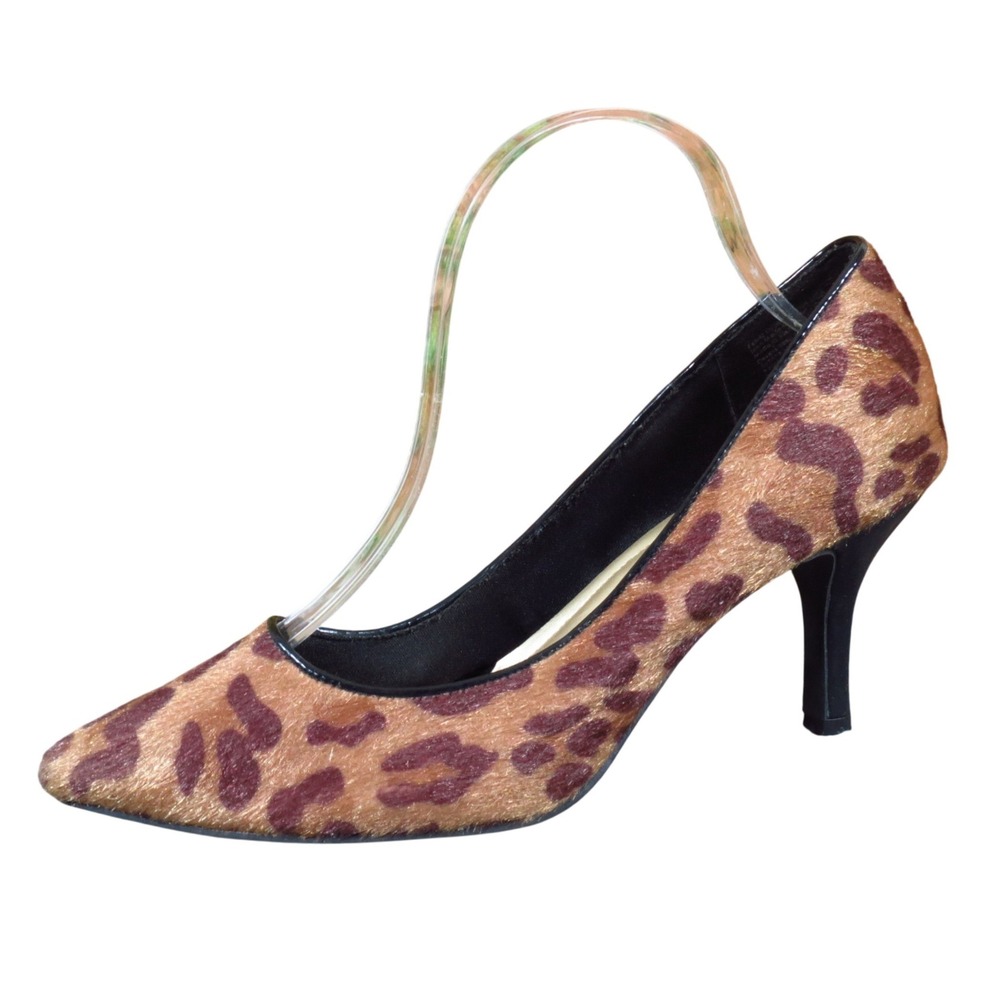 Comfort Plus by Predictions Women Pointed Toe Pump 7.5 Wide Brown Leopard Print